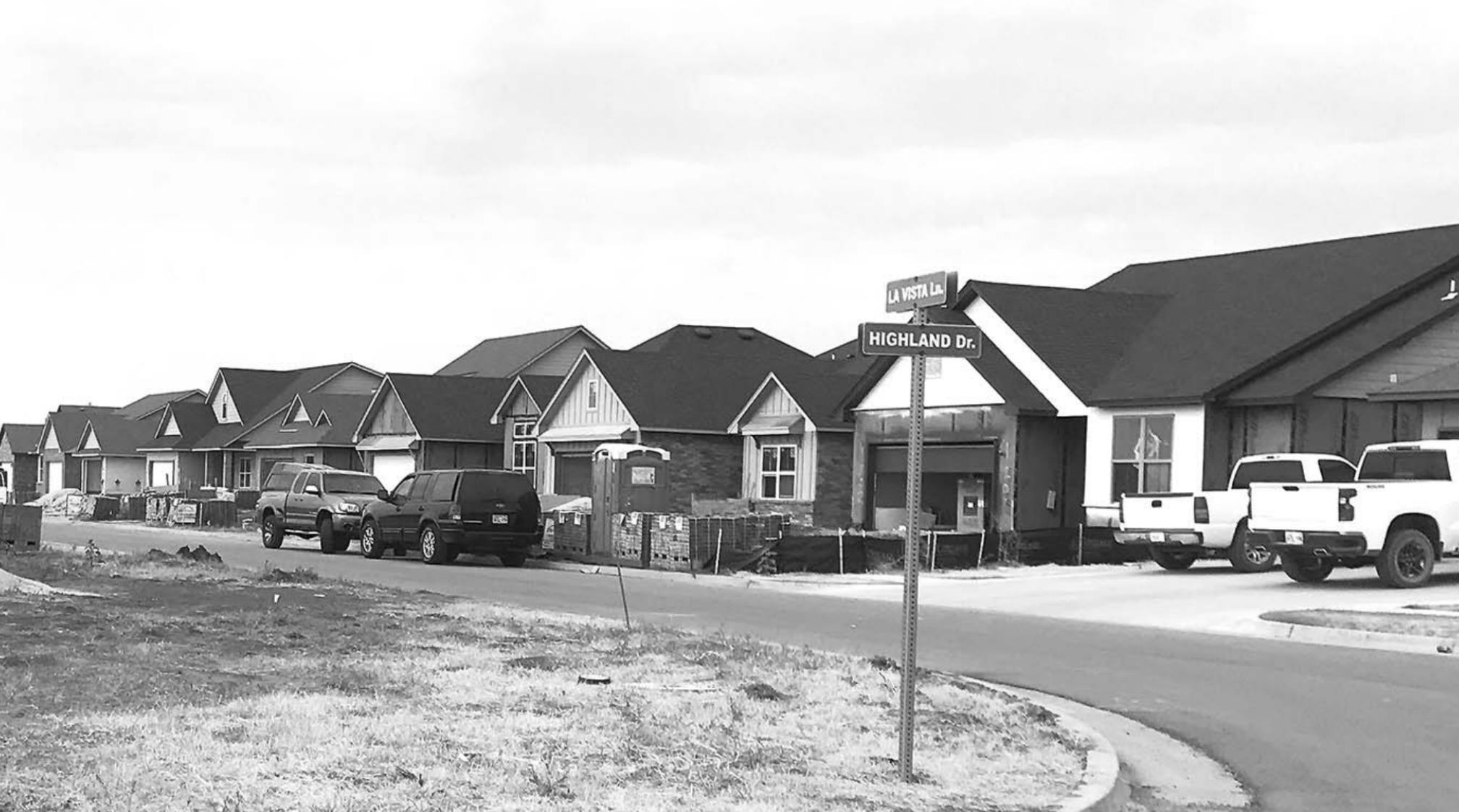 Homebuilders update Kingfisher Rotarians on progress of Highlands West