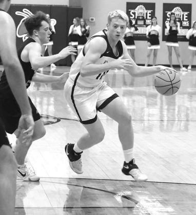 Jackets win defensive battle with Lions