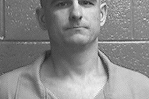 Fugitive manhunt starts in Dover