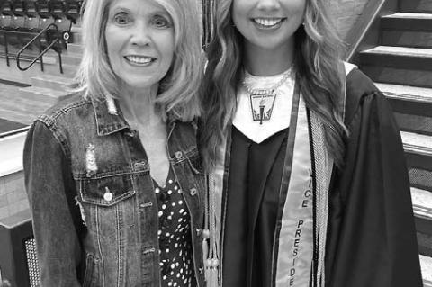 Apron Annies host OHS baccalaureate