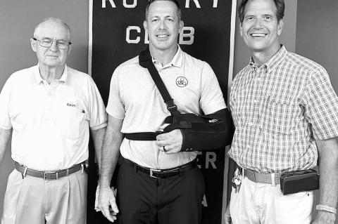 Stephenson talks state of insurance industry with Kingfi sher Rotary Club