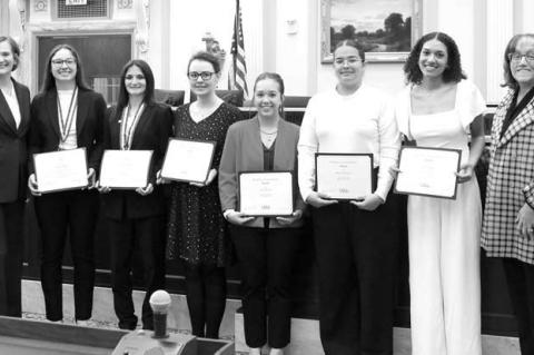 Farmerettes hold April meeting