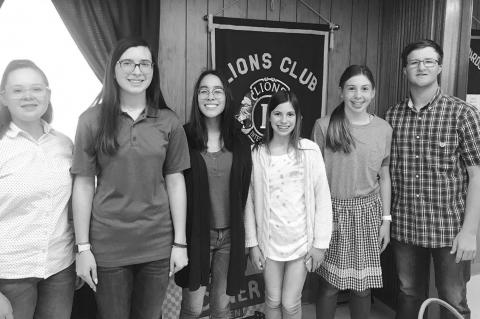 Kingfisher FFA ag issues team presents to lions Club