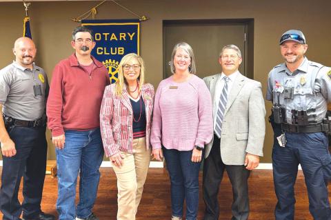 Rotarians get some Christmas spirit