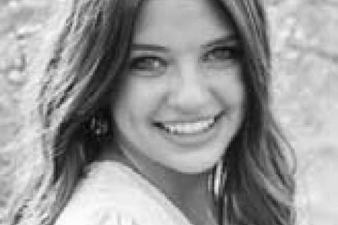 Hiking, fi shing, geysers, bison & an unfazed father