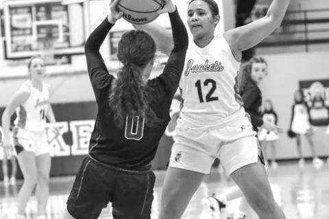 Lady Jackets get defensive