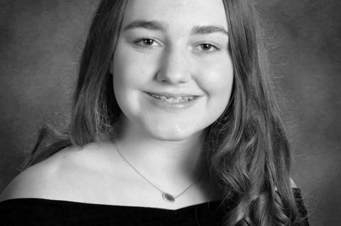 Lomega’s Roberts awarded Roundup Club scholarship