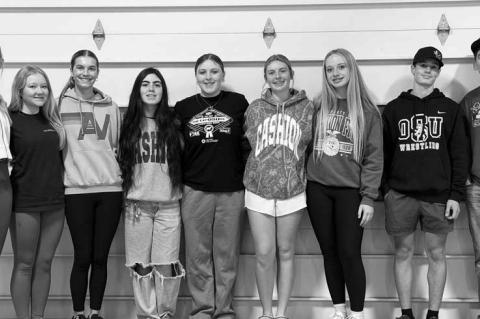 CASHION FFA members, from left, Dally Pedersen, Olive Powell, Molly Mayes, Mikaela Yandell, Kiaser Stout, Grace LaBlue, Tinley Roberts, Nate Poindexter and Luke Reid volunteering to pack Thanksgiving meals for members in the community. [Photo provided by 