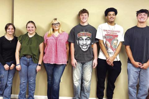 KHS SENIORS attending a recent Kingfisher Rotary Club meeting were, from left: Indy Barker, Haylee Crum, Amber Beagle, Hayes White, Michael Easley and Jackson Willbanks. [KT&amp;FP Staff Photo]