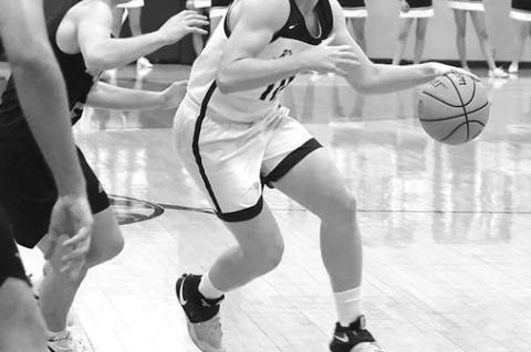 Jackets win defensive battle with Lions