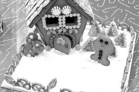 Friends of Library announces gingerbread house winners