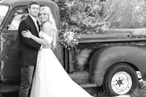 Hannah Chaney, Shane Ince exchange vows  during April ceremony at Rustic Rose Barn