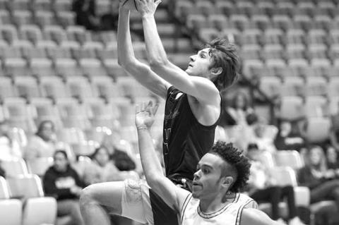 Friesen, Jackets make Tornadoes see ‘red’