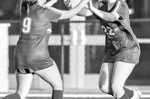 Seniors start, end Newkirk matchup