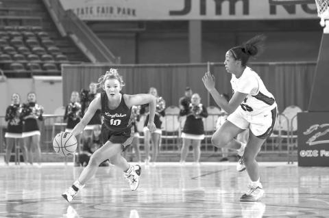 Lady Jackets’ expectations high in Young’s 3rd season