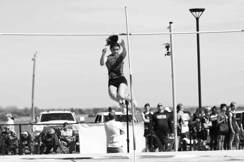 Bell, Harvistons lead Dover to strong regional