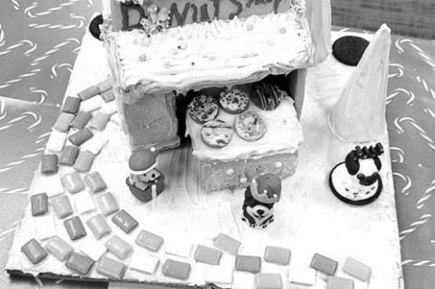 Friends of Library announces gingerbread house winners