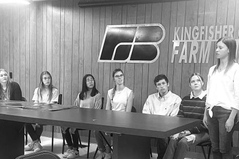 Kingfi sher Ag Issues Team Takes Practice Run at Lions