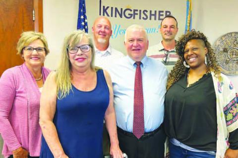 3 2 vote pushes through FD plans