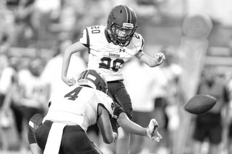 Jerry’s foot boots historic feat