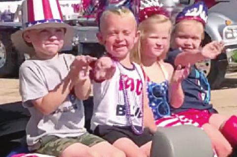 L’il Miss, Mister Firecrackers selected from large turnout