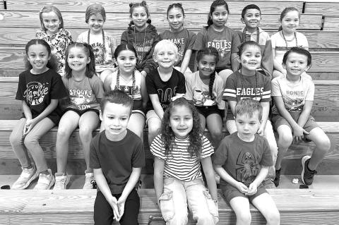 Hennessey Elementary announced its Eagles of the Week for the week ending Oct. 11. Earning the honor were pre-kindergarten students Sofi a Montes, Beau Knight and Hunter Stribel; fi rst graders Weston Arter, Jessica Perez, Jaylah Valles and Audrena Bryson; second graders Avery Wright, Rodee Renshaw and Kensley Martin; third graders Rylynn Compton, Emmi Doak and Emeri Miller; and fourth graders Emily Bryson, Tatumn Daniel, Cesar Roman and Fernanda Perez. [Photo provided]