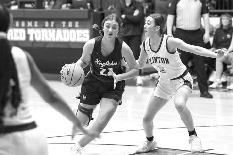 KHS girls dispose of Clinton, 61-27