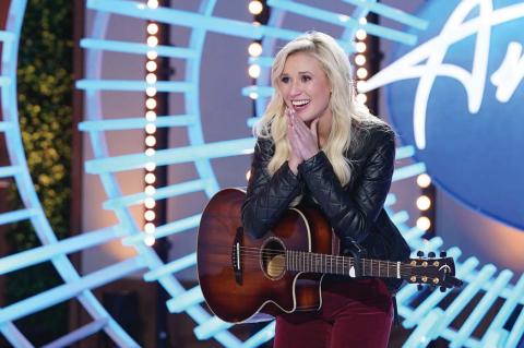 ARTIST GETS TO MEET HER IDOLS