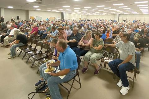 More than 720 attend CEC meeting
