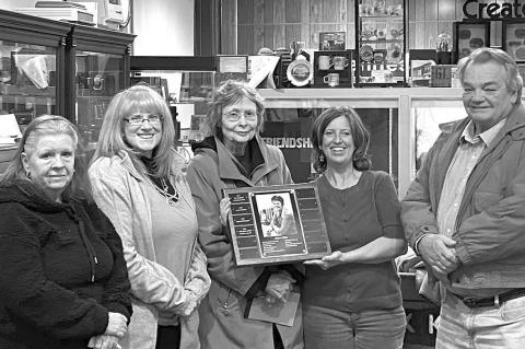 Article Image Alt Text