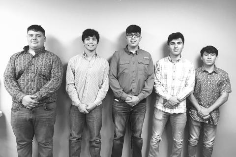 Theta Tau members discuss variety of topics at September meet