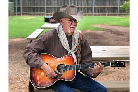 Article Image Alt Text