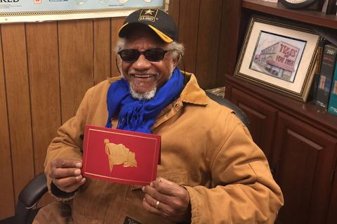 Article Image Alt Text