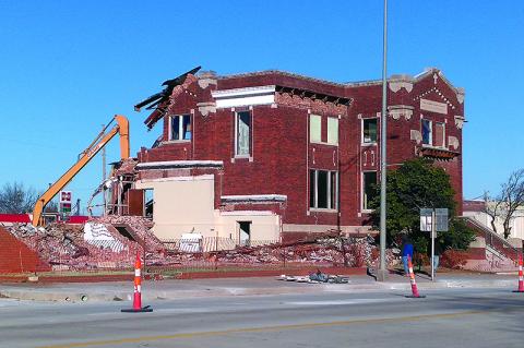 Article Image Alt Text