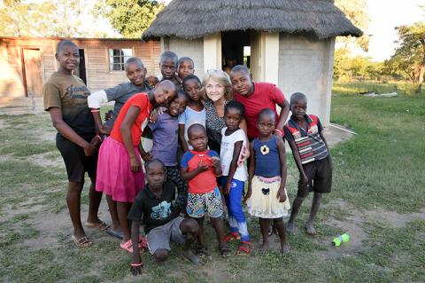 Article Image Alt Text