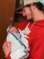 Article Image Alt Text