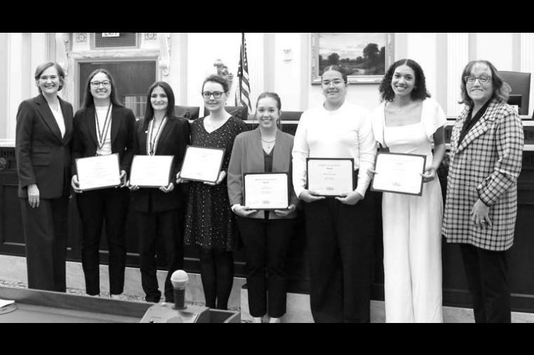 Farmerettes hold April meeting