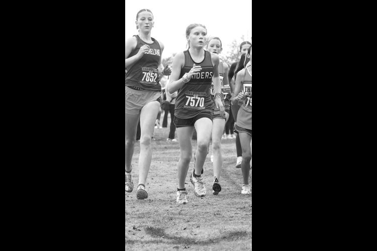 LOMEGA FRESHMAN Gracie Sawyer (7570) was her team’s top individual runner at Saturday’s Class A state meet. [KT&amp;FP Staff Photo]