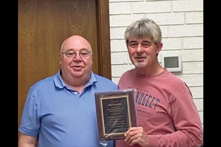 Former mayor Hardin recognized for 20 years on Hennessey board