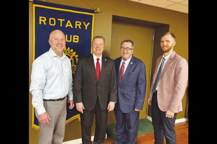 Part of OBO goal is to help rural Oklahoma keep broadband pace, Sanders tells Rotary