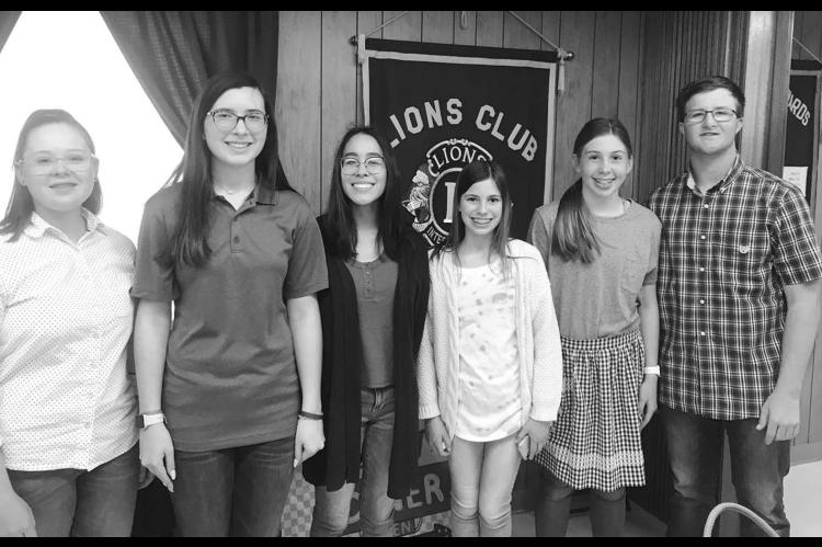 Kingfisher FFA ag issues team presents to lions Club