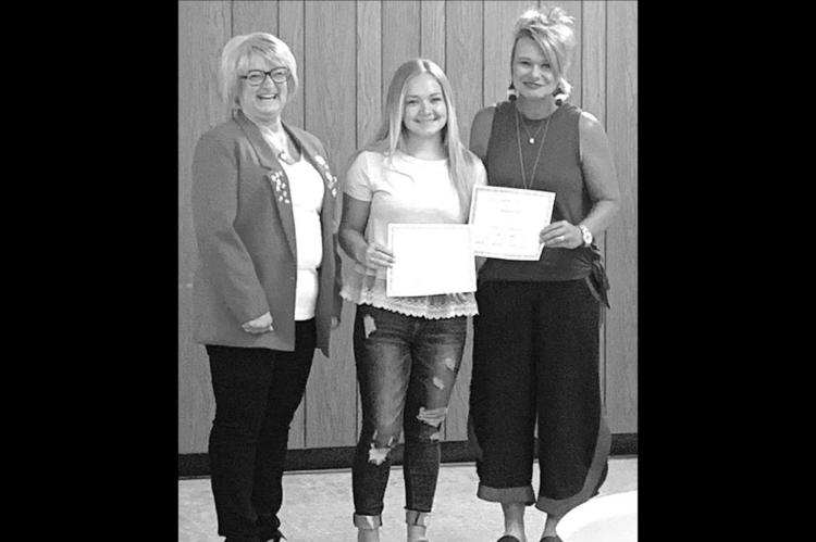 KEWAs Present Scholarships