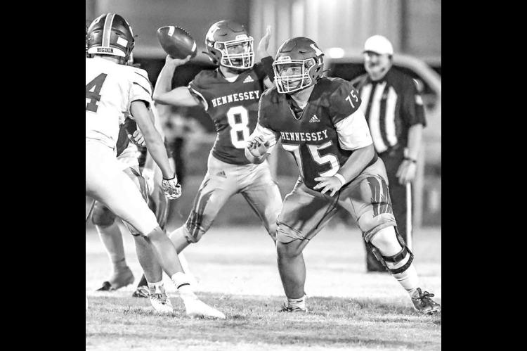 Eagles run down 1st victory of season