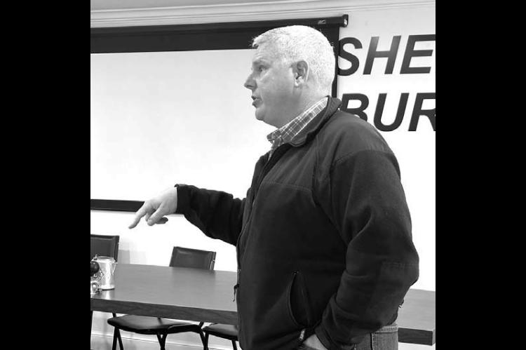Dobrovolny speaks at Lions Club