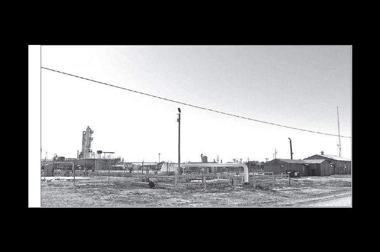 GAS FIRE – There was a reported fire Sunday at the Mustang Gas Plant south of Hennessey that shut down trafffic on U.S. Highway 81 in both directions for about an hour. Residents who live within one-quarter mile of the plant were also encouraged to evac