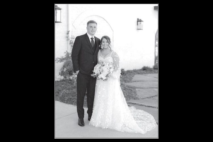 Mendell, Bedwell exchange vows