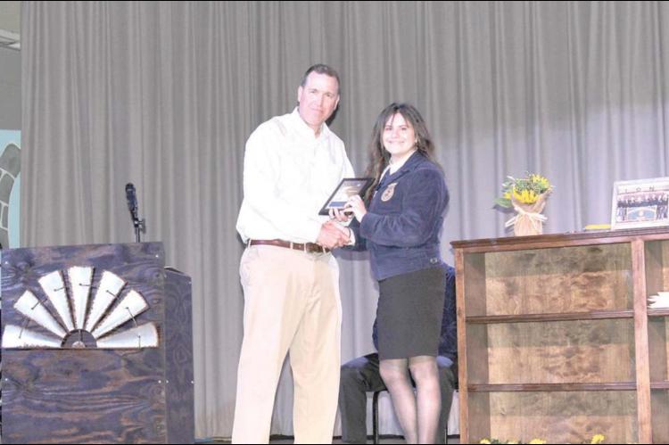 Cashion FFA Chapter holds annual banquet