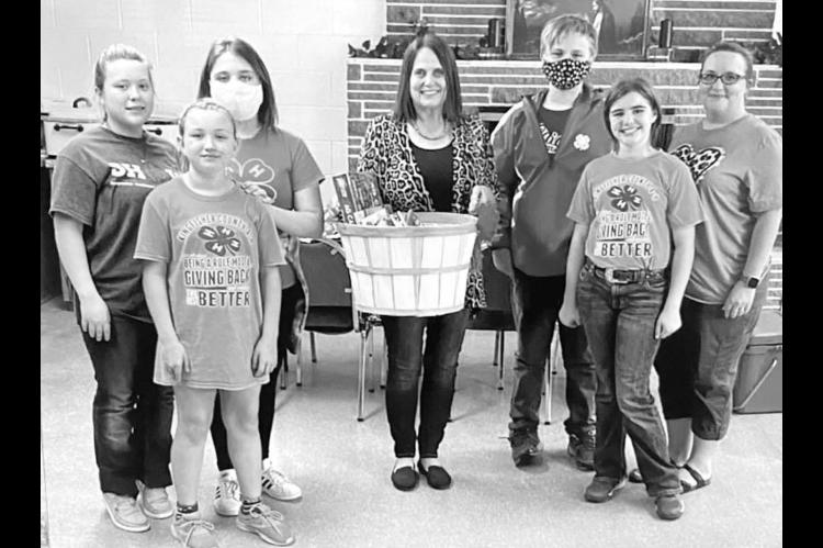 Lomega 4-H Wins ‘Bushel of Books’