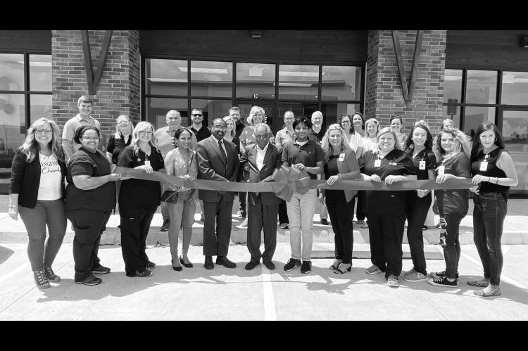 Chamber hosts ribbon cutting for new urgent care facility