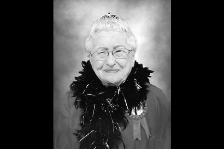 Elaine Holt